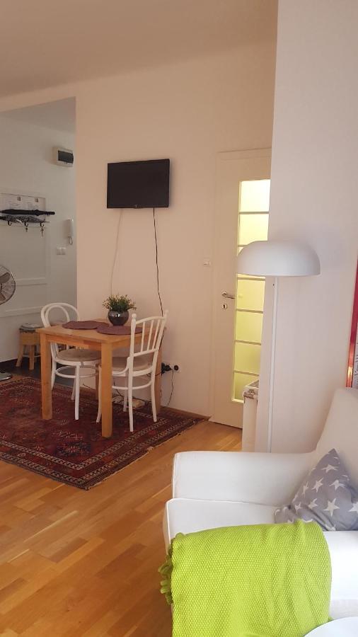 Mintage Apartment /Former Mirage Apartment Βουδαπέστη Εξωτερικό φωτογραφία